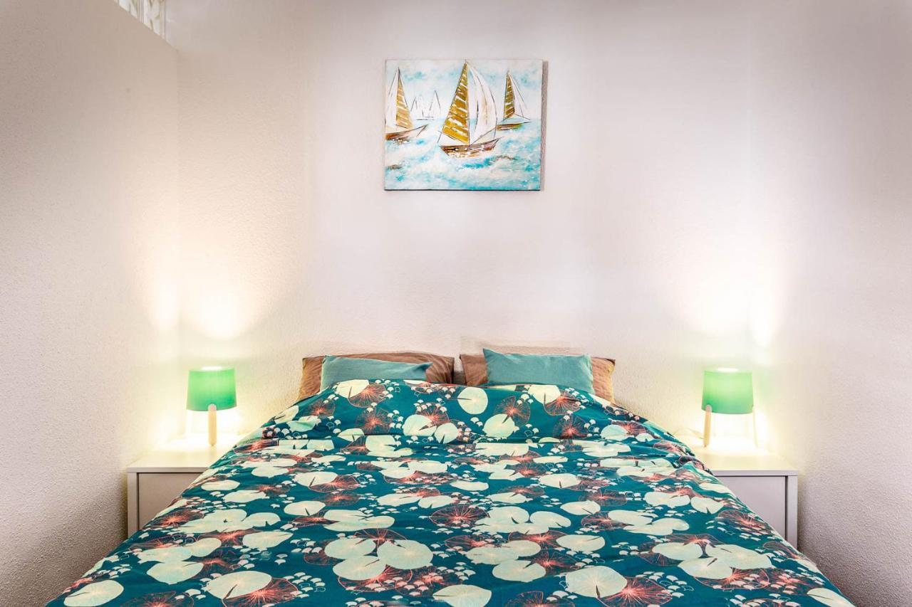 Marina Real 2434 Apartman Manilva Kültér fotó